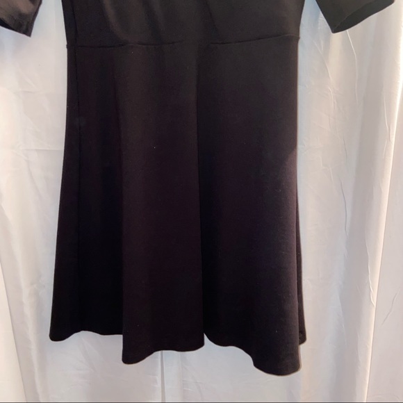 Little black dress with wrap top with half sleeves size small - Picture 4 of 5